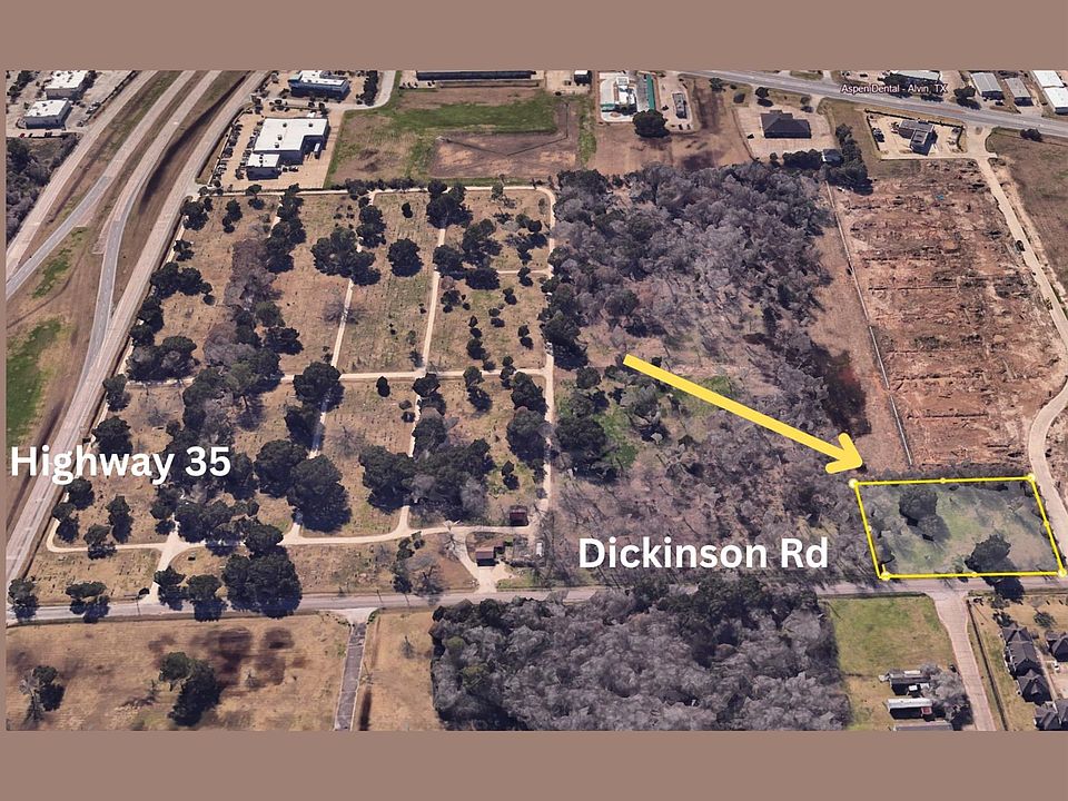 2nd image of 1300 Dickinson Rd
