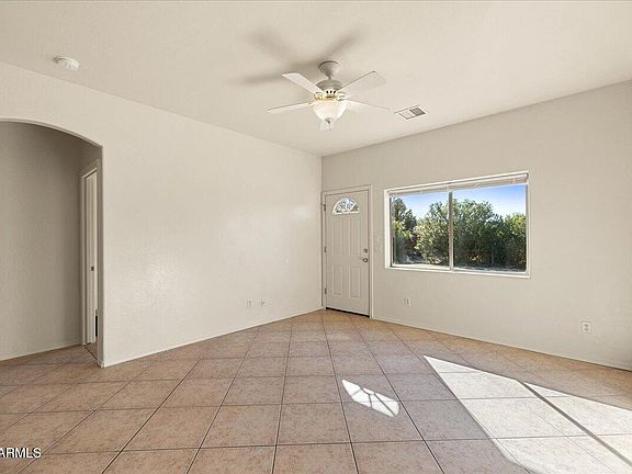 3rd image of 4870 E REDROCK Drive