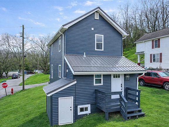 2nd image of 242 Dickens St