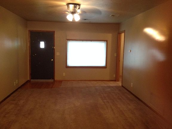 2nd image of 613 S McFarland St