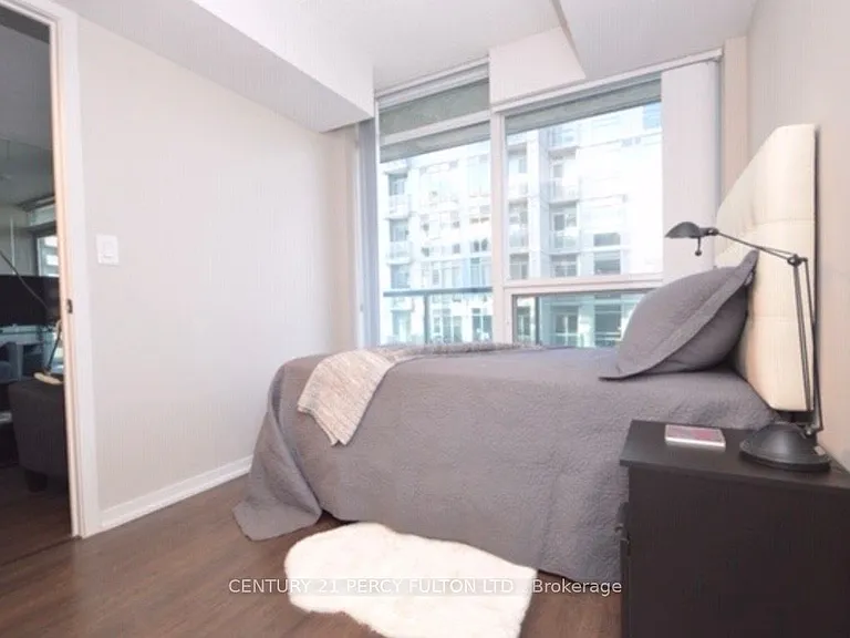 36 Lisgar St #1816 — Photo 10