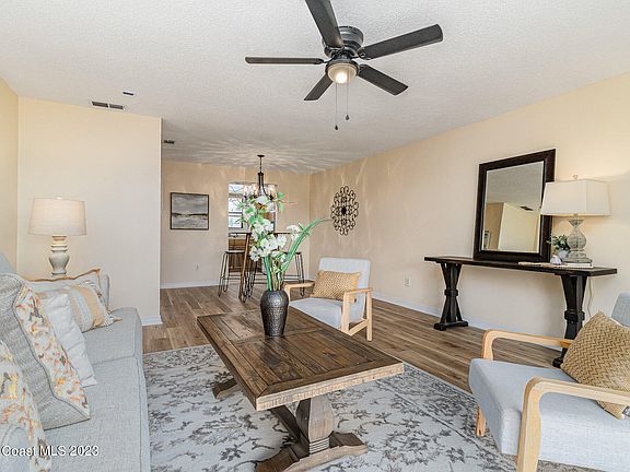 4th image of 3001 Sandtrap Ln #3-G