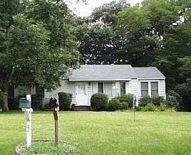 1st image of 2553 Ivey Drive