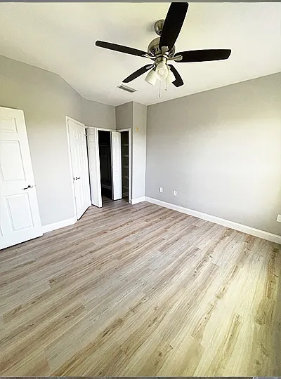 2 bed, 990 sqft, $1,585 — Photo 2