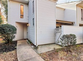 8022 Princess Ann Dr, Charlotte, NC 28212