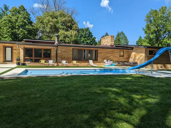 (undisclosed Address), Greenfield, IN 46140