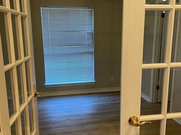5th image of 2087 Augusta Dr