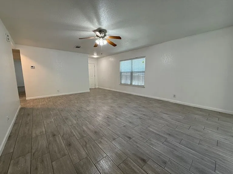 1107 Ranger Peak — Photo 3