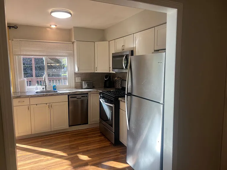 325 Rockhurst Rd — Photo 21