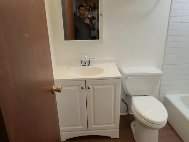 288 Oxford Ave #7 — Photo 11