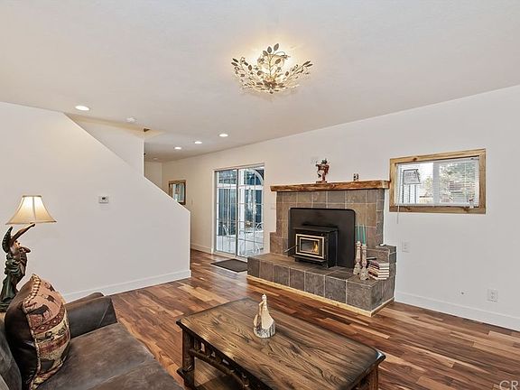2nd image of 2126 5th Ln