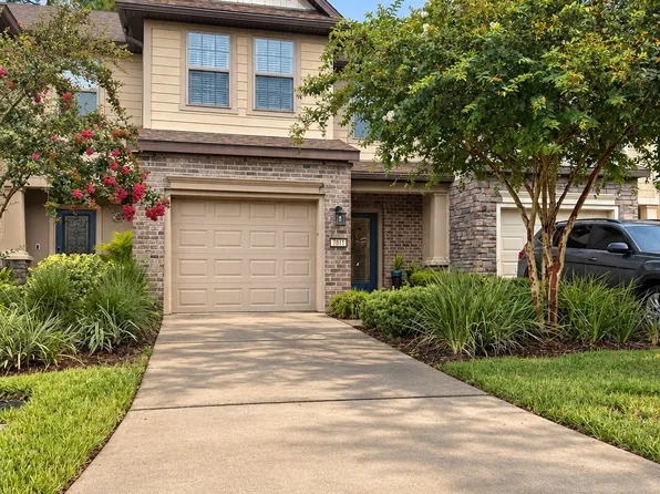 7011 Coldwater Dr, Jacksonville, FL 32258