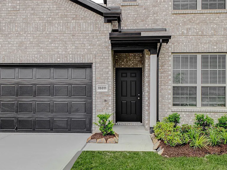 15011 Rustic Moon Rd — Photo 3