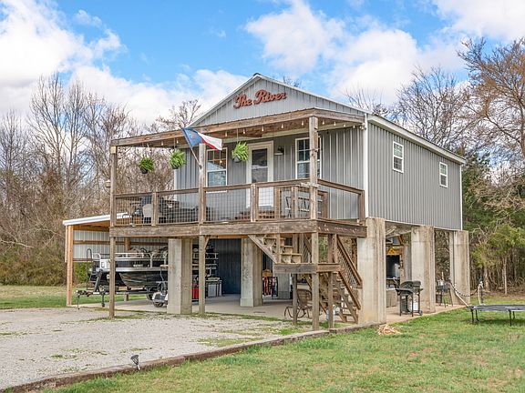 4th image of 168 Mackin Rd