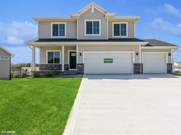 2426 E 50th Ct, Des Moines, IA 50317