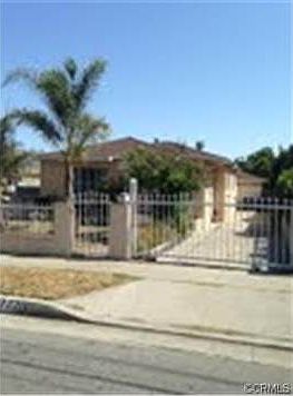 2nd image of 3722 W 110th St