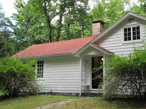 2nd image of 54 Plochmann Ln