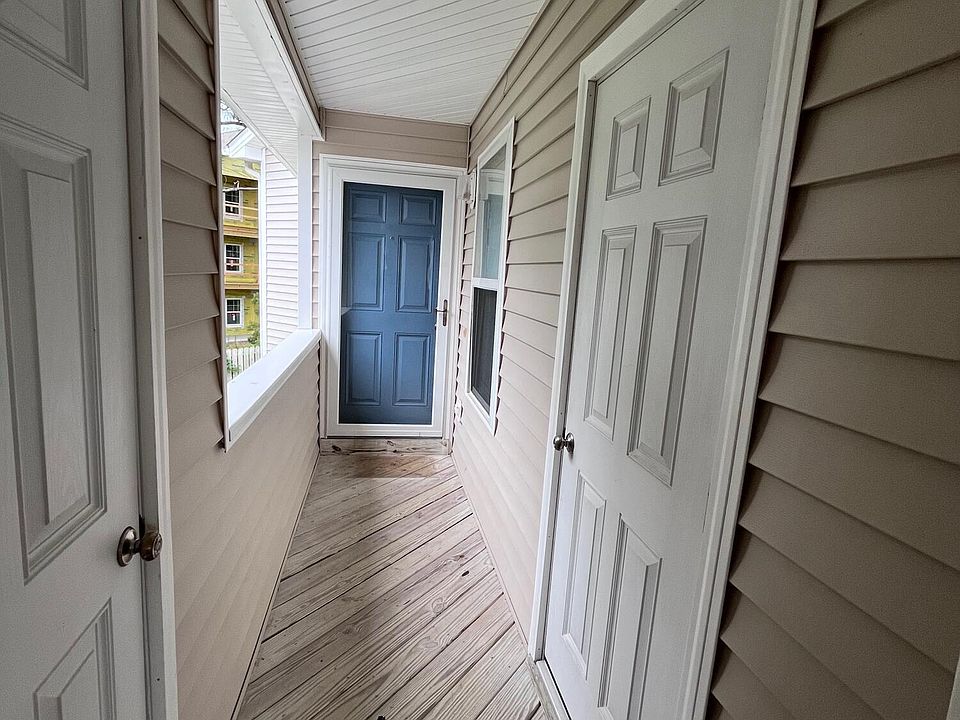 2nd image of 420 Commerce Avenue #D