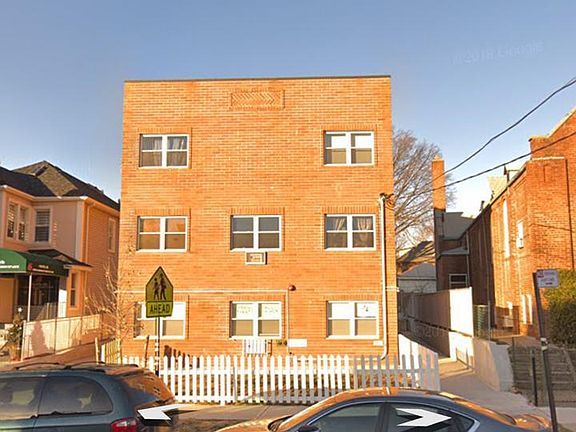 2nd image of 15607 Sanford Ave APT 3B