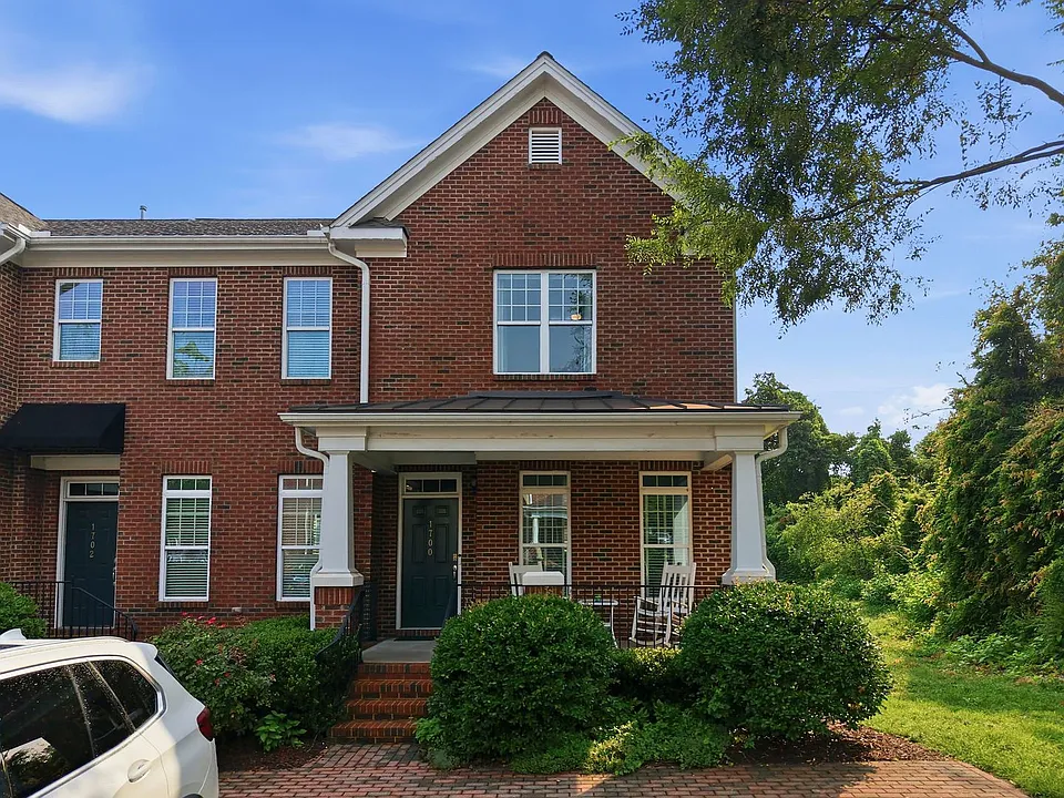 1700 Raney Ct