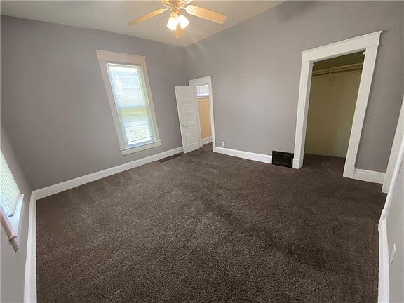 2nd image of 804 N Osage St