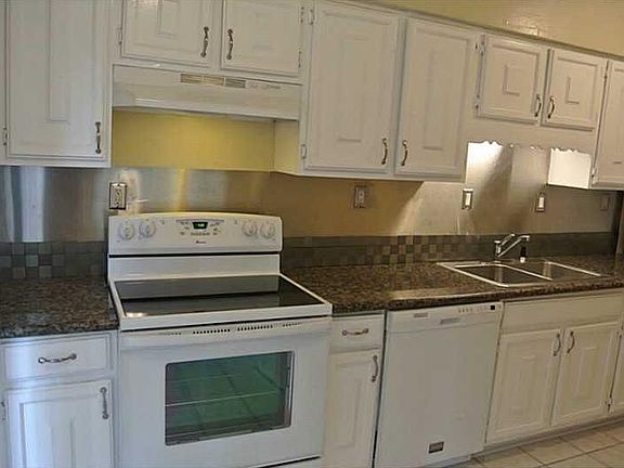 2nd image of 2638 Briarwood Dr SE