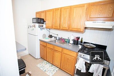 1st image of 1342 Commonwealth Ave #11
