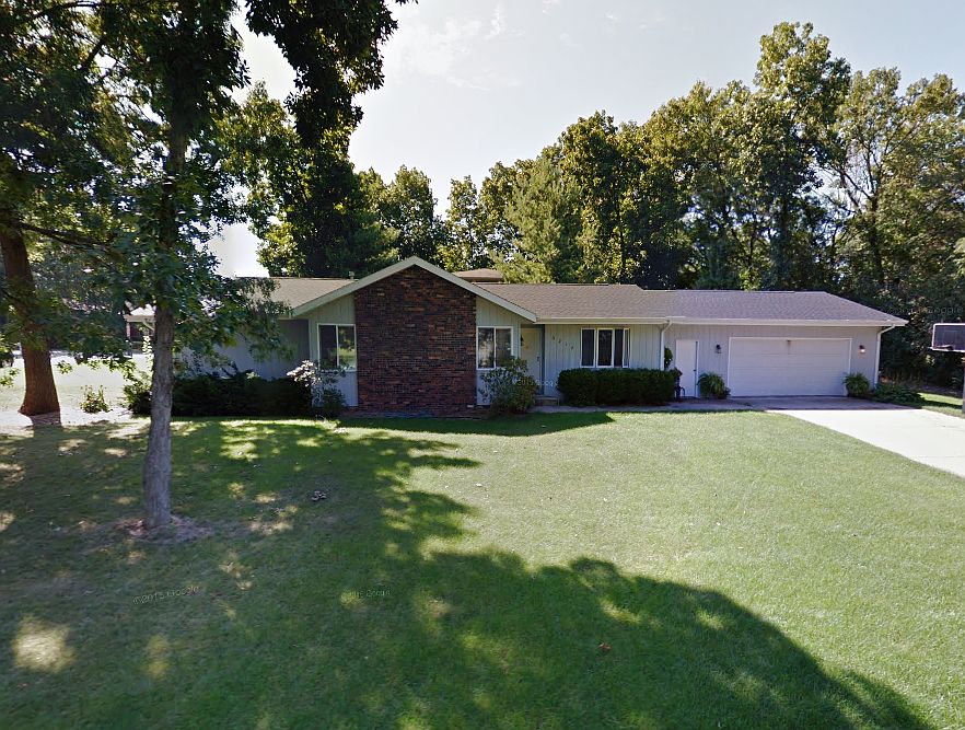 1st image of 3218 Essex Dr