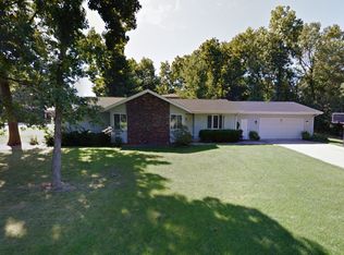 3218 Essex Dr, Janesville, WI 53546