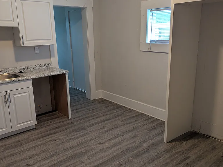 625 Arbor Ave — Photo 3