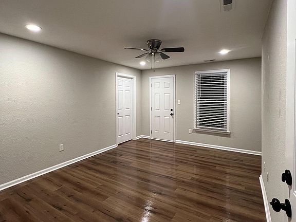 2nd image of 2307 Lafayette Blvd #2B
