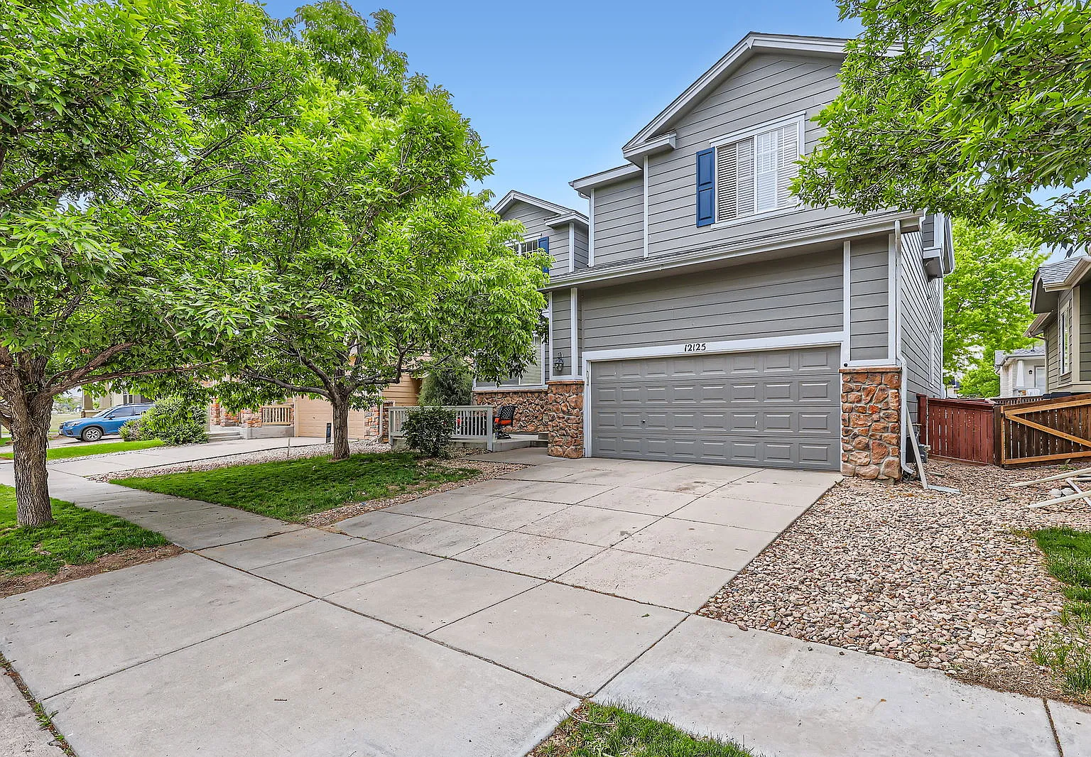 6 bed, 4199 sqft, $4,450 — Photo 2