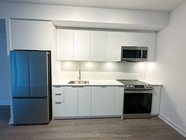 357 King St W #2009 — Photo 7