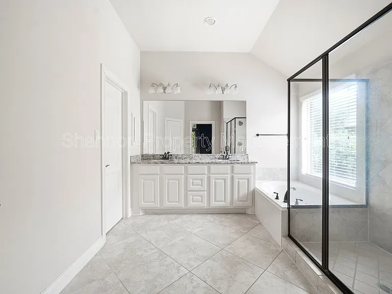 28319 Shining Creek Ln — Photo 12