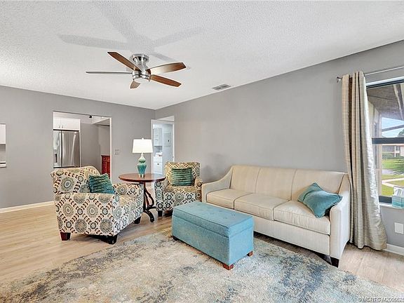 5th image of 1965 SW Silver Pine Way APT D2
