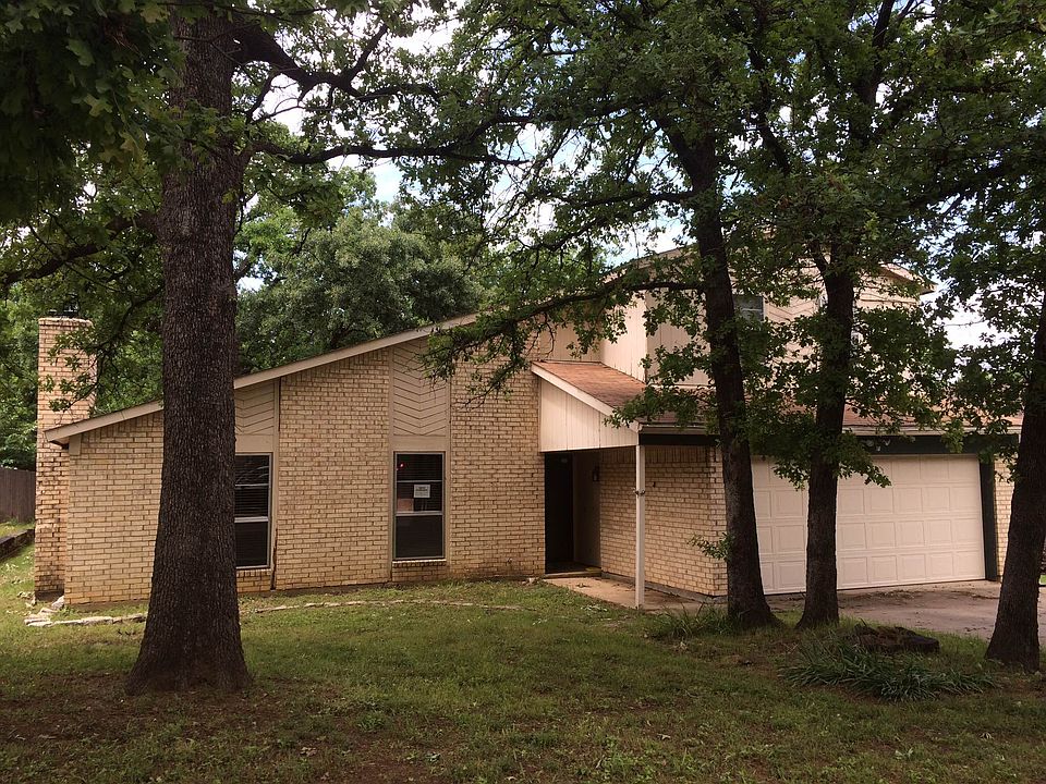 1st image of 4808 Crest Dr