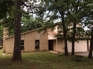 4808 Crest Dr, Arlington, TX 76017