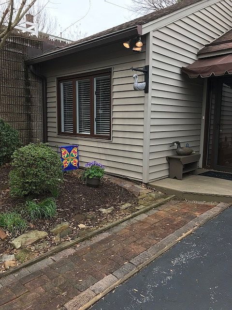 1st image of 519 Dillon Dr