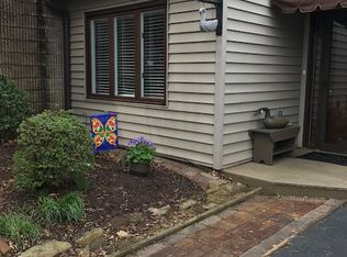 519 Dillon Dr, Vinton, VA 24179