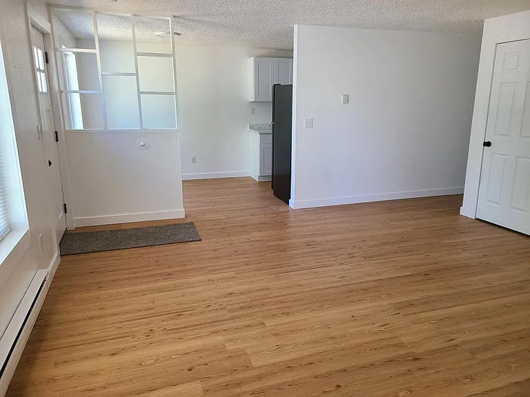 226 S Lalo Ave — Photo 7