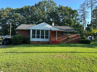 9 Woodmont Cir, Greenville, SC 29605