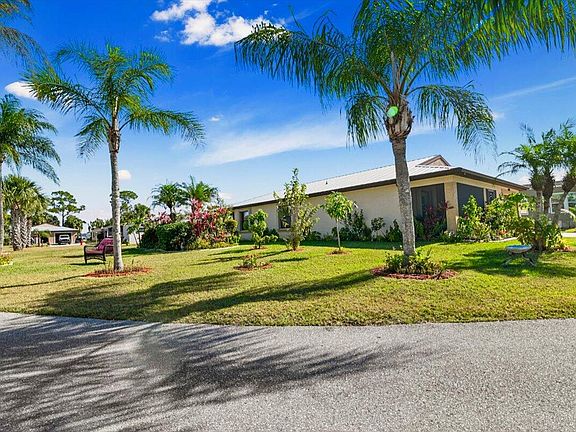 5th image of 14294 Zorzal Avenue