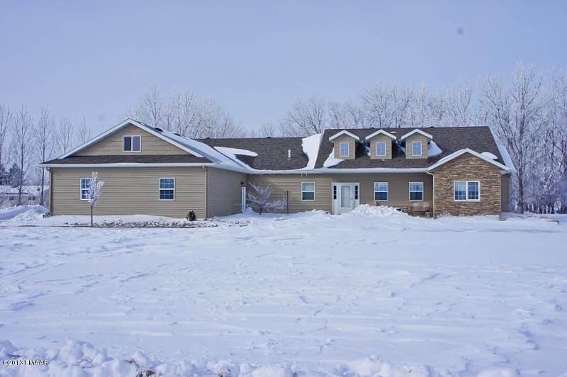 1st image of 7197 42nd St N