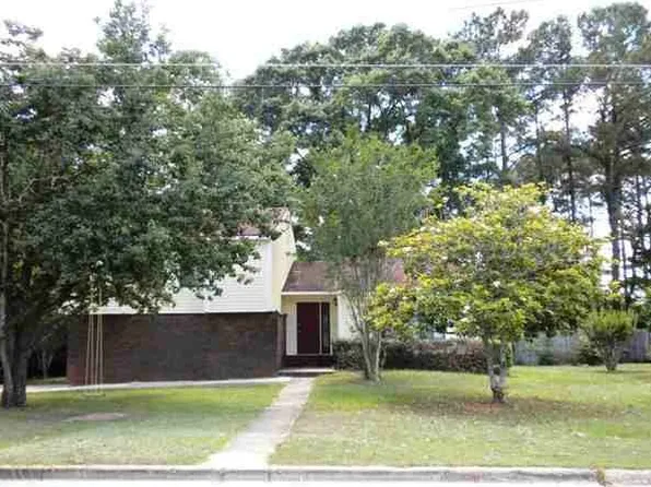 409 Chickasaw Rd, Enterprise, AL 36330