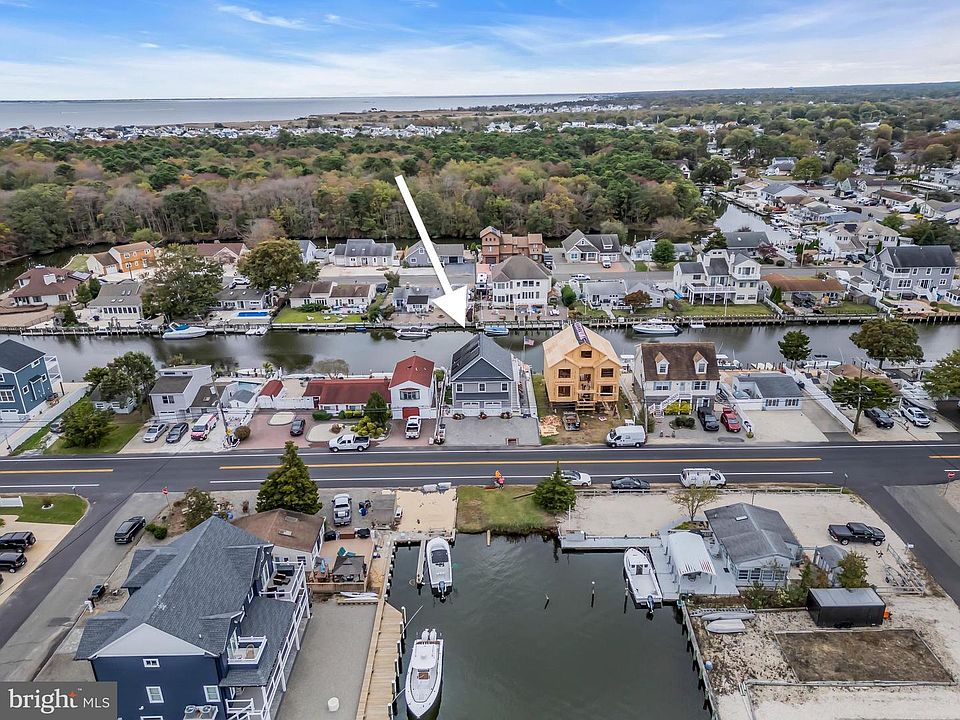 1st image of 1131 Beach Blvd