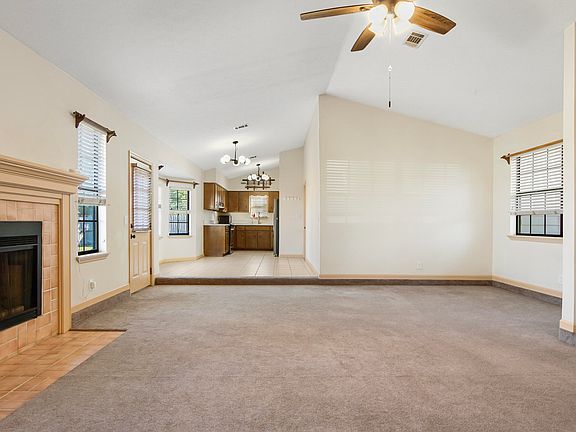 4th image of 2904 Gallagher Dr