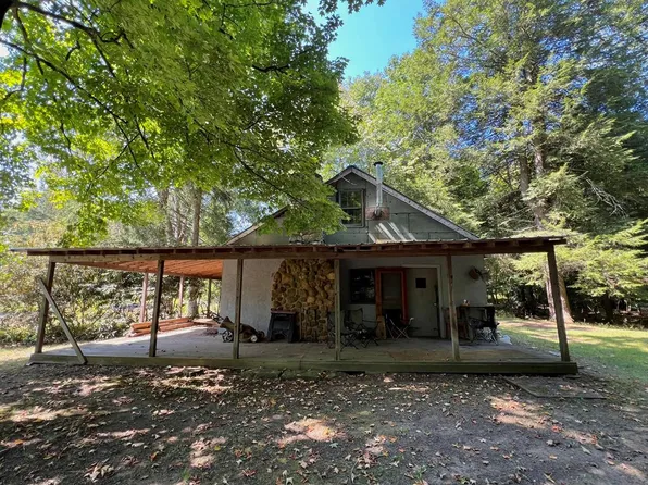 1202 Wallaceville Rd, Titusville, PA 16354
