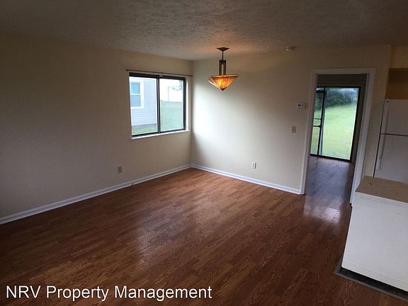 3rd image of 315 Clement St APT A