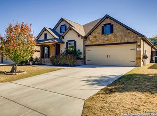 370 Pecan Mdws, New Braunfels, TX 78130