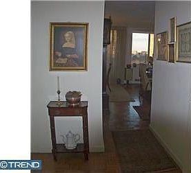 5th image of 604-36 S Washington Sq #1002